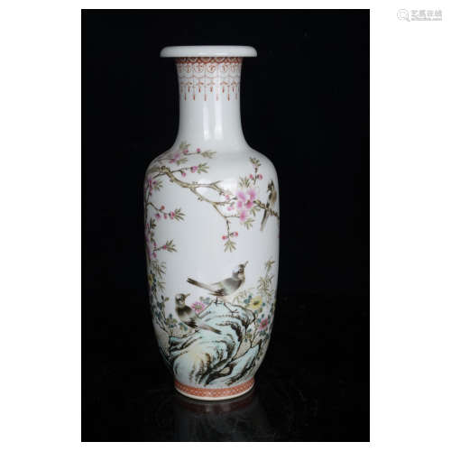 A Chinese Famille Rose Porcelain Flower&Bird Vase