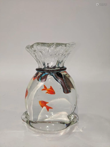 A Murano glass paperweight vase