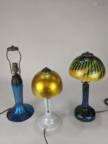 A Lundberg Studios art glass lamp group