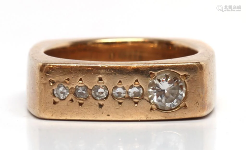 Diamond, 14k yellow gold ring