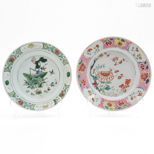 A Famille Verte and Famille Rose Plate
