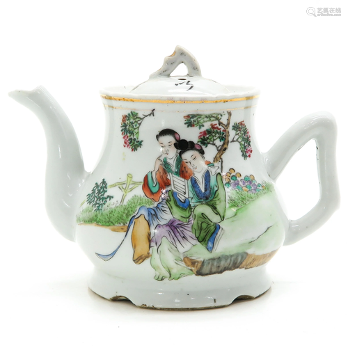 A Polychrome Decor Teapot