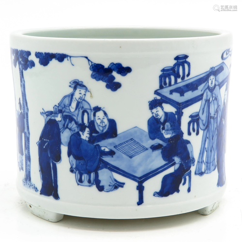 A Blue and White Brush Pot