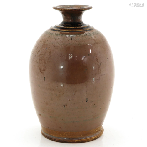 A Brown Glaze Vase