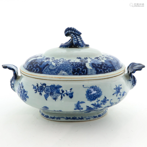 A Blue and White Tureen