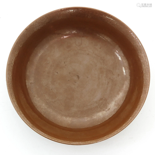 A Brown Glaze Decor Plate