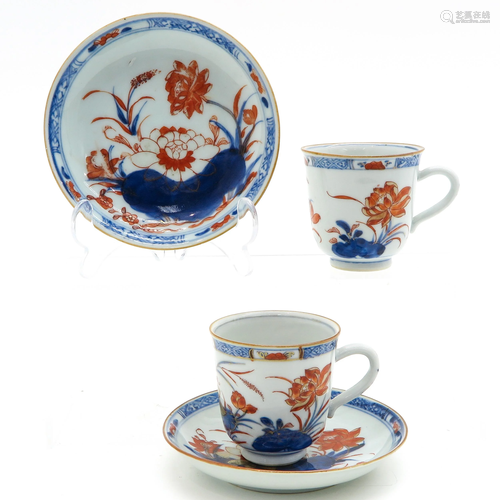 A Pair of Imari Cups and Saucers