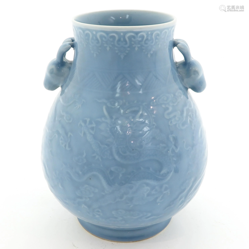 A Clair de Lune Decor Hu Vase