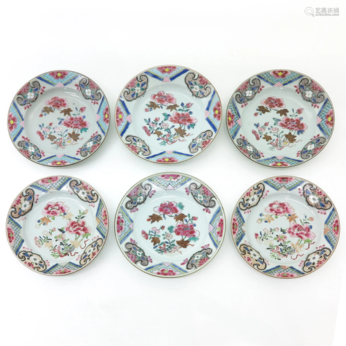 A Collection of 6 Famille Rose Plates