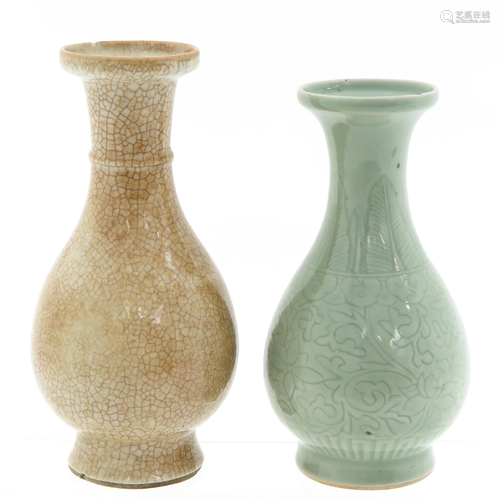 A Cracklware Decor and Celadon Vase