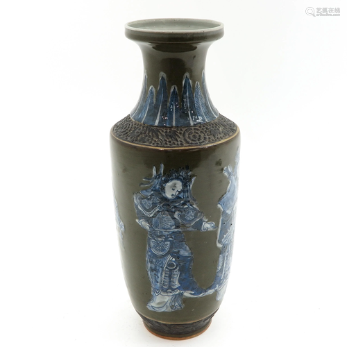 A Brown and Blue Decor Chinese Vase