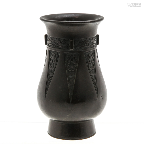 A Bronze Ming Vase