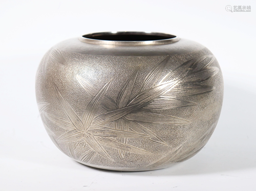 Japanese Pure Silver Ikebana Urn 1920; (weig…