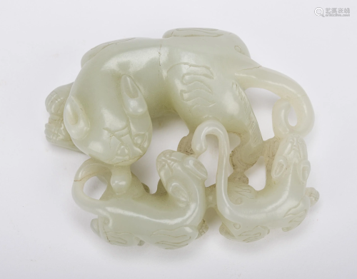 Chinese White Jade 3 Lion Paperweight