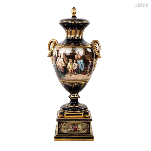 F. Scholz Royal Vienna Urn cir. 1890 - 1910