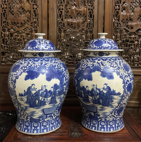 Qing, Pair of Blue and White General Jar