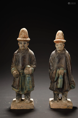 Ming Pottery, Two Barbarians