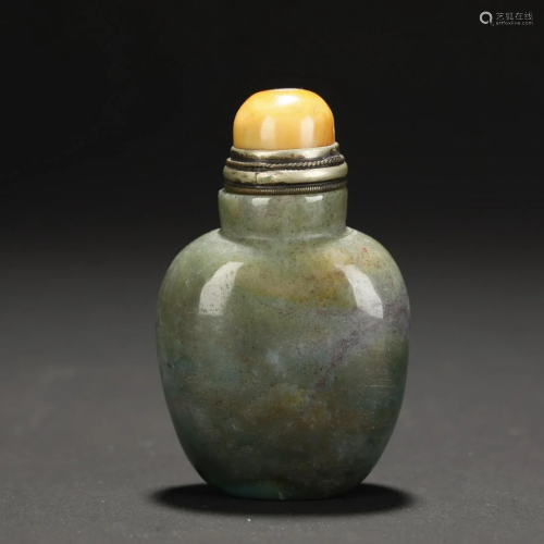Qing, Jadeite Snuff Bottle