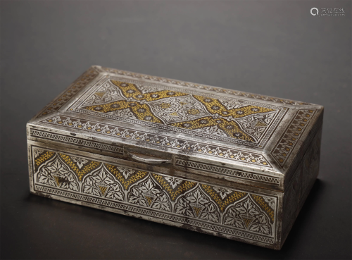 Qing Dynasty,Tibet Inlaid Gold Box