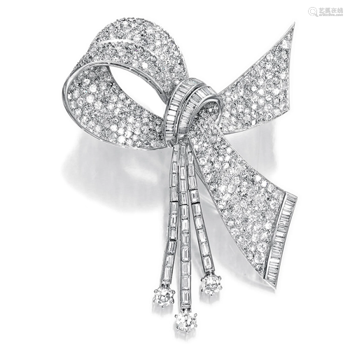 An Art Deco diamond and platinum bro…