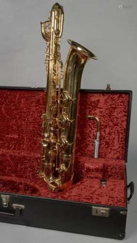 Saxophone baryton de marque Henri Selmer à Paris p…