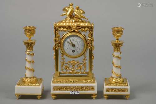 Petite garniture trois pièces de style Louis XVI c…