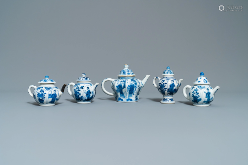 Five Chinese blue and white 'Long Eliza' te…