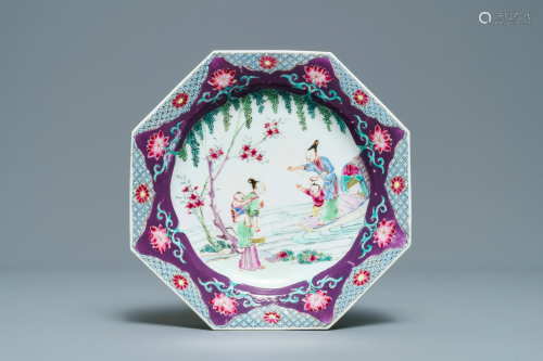 An octagonal Chinese famille rose plate…