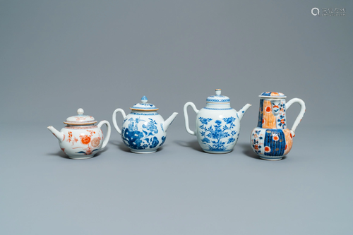 Two Chinese blue and white and two Imari-…