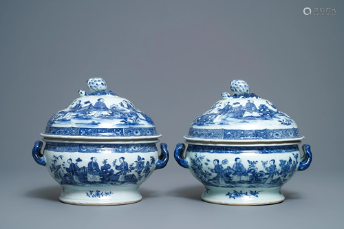 A pair of Chinese blue and white tureens w…