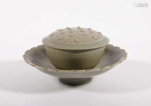 Song Dynasty - Yue Ware Pot