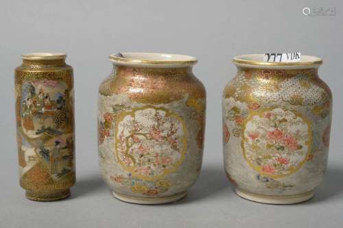 Three small vases, two pansus and a narrow one in …