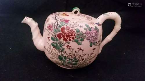 ANTIQUE JAPANESE SATSUMA KINKOZAN EARTHENWARE TEAPOT MEIJI PERIOD