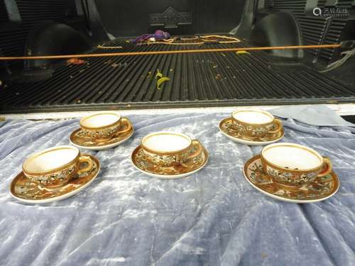 5 MEIJI PERIOD SATSUMA TEA CUPS WITH SAUCERS