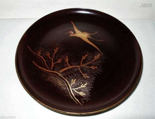 SUBLIME ArtWork SOARING CRANE PLATE Lacquer WOOD Hand Painted JAPAN 6.5 inches