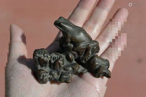 1930 Japanese Bronze Frog Toad Scholar Paper Weight Paperweight 245G Chinese Sty