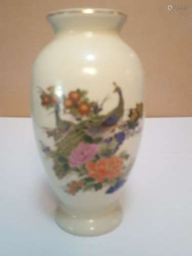 Vintage Japanese Imari Porcelain Vase - 10