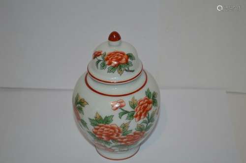 Urn ceramic porcelain jar