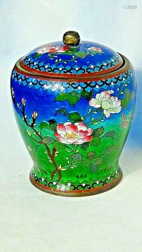 ANTIQUE 19c JAPANESE IRIDESCENT CLOISONNE HUMIDOR W/ENAMEL FLORAL DECORATION