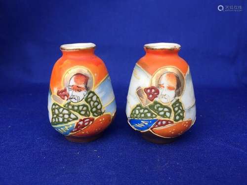 Antique SAMURAI SOLIDER Japan pair rare Miniature VASES early Japanese SET of 2