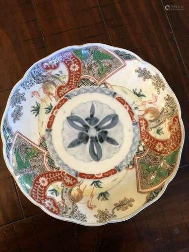 12 Vintage IMARI Hand painted Japanese porcelain plates 9 3/4 Inches