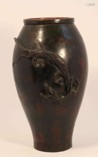 Japanese Meiji Dynasty lacquered Bronze vase with Dragon