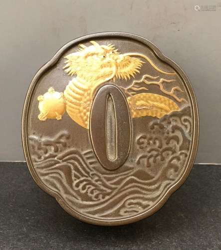 Japanese Taisho Lacquer Kogo in a shape of Tsuba