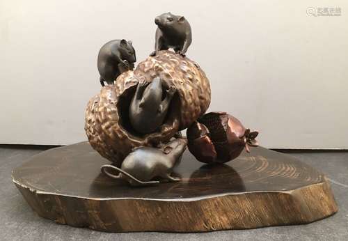 Japanese Taisho Bronze Okimono - Rats, Signed