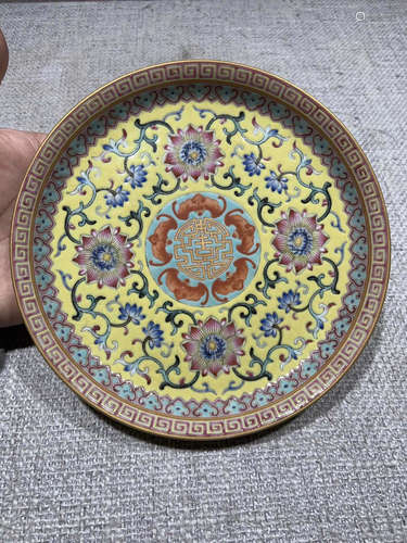 CHINESE FAMILLE ROSE PLATE