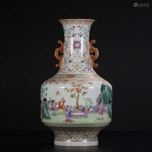 CHINESE FAMILLE ROSE VASE, QIANLONG MARK