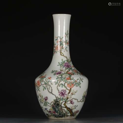 CHINESE FAMILLE ROSE VASE