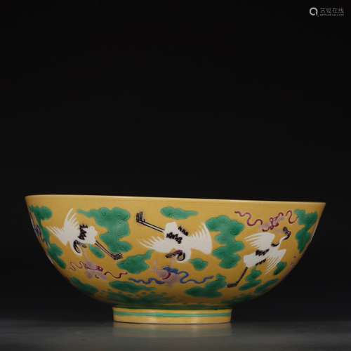 CHINESE TRI-COLOR BOWL, YONGZHENG MARK