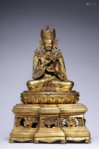 CHINESE GILT BRONZE STATUE