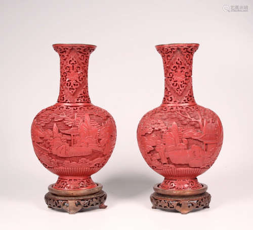 Qing Dynasty - Pair of Red Colored Vase